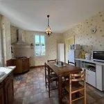 Maison Cosy Avec Jardin Entre Canal Et Loire - Fr-1-489-550 Vakantiehuis *