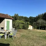Maison Cosy Avec Jardin Entre Canal Et Loire - Fr-1-489-550 Vakantiehuis Diou (Allier)