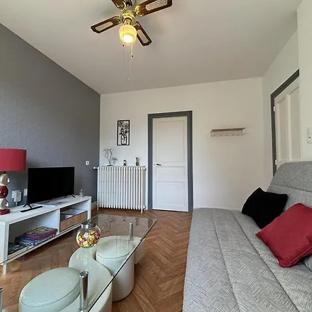 Maison Avec Jardin Pres Du Canal Et De La Loire, Equipement Complet, Parfait Pour Familles - Fr-1-489-550 * Diou (Allier)