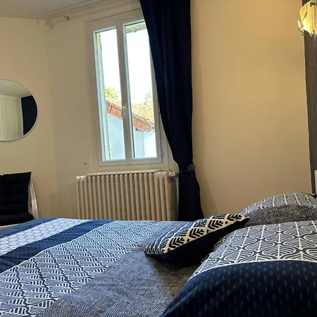 Maison Cosy Avec Jardin Entre Canal Et Loire - Fr-1-489-550 *