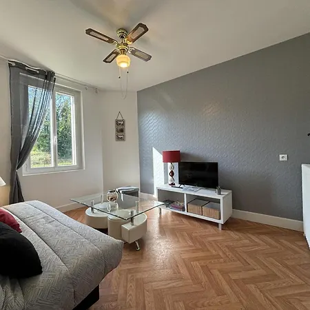 Maison Cosy Avec Jardin Entre Canal Et Loire - Fr-1-489-550 *