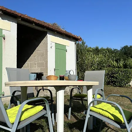 Maison Cosy Avec Jardin Entre Canal Et Loire - Fr-1-489-550 *