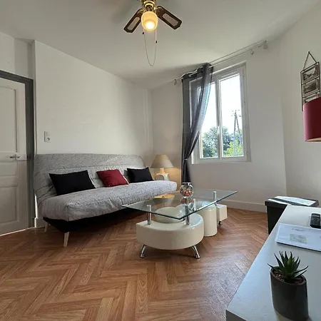 Maison Cosy Avec Jardin Entre Canal Et Loire - Fr-1-489-550 Diou (Allier)