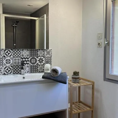 منزل ريفي Maison Cosy Avec Jardin Entre Canal Et Loire - Fr-1-489-550 *